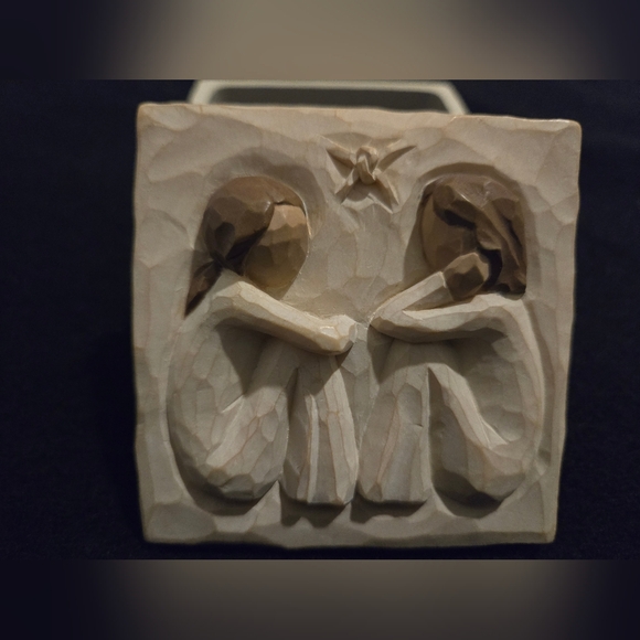 Willow Tree Figurine Trinket Box Friendship 3" Square Dated 2003 Forever Friends - Picture 2 of 5